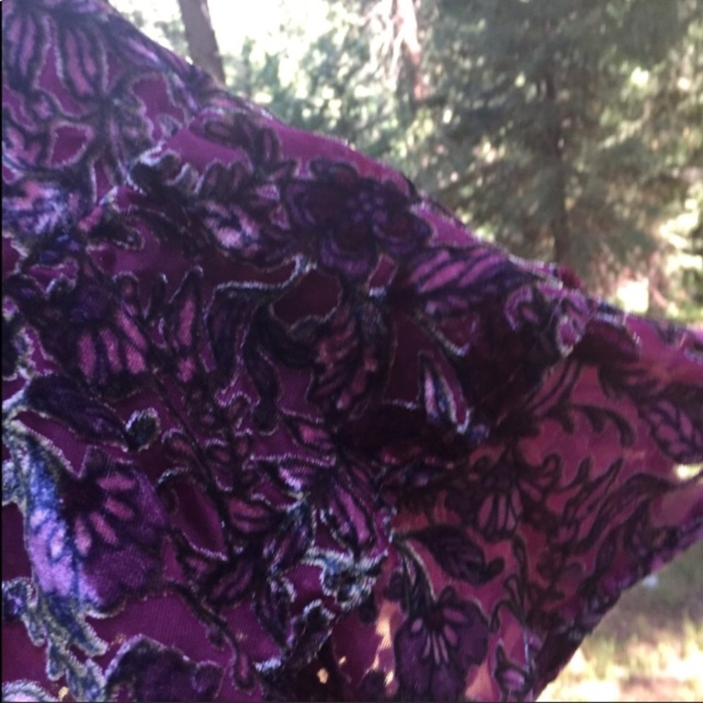 Lily White burnt velvet brocade floral mesh ,vintage burgundy blouse - Picture 6 of 11